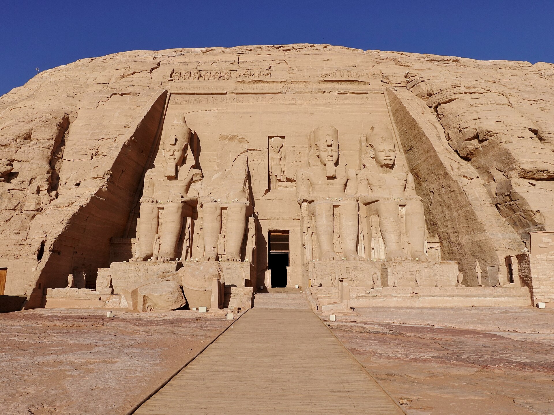 Abu Simbel Grand Temples Tour